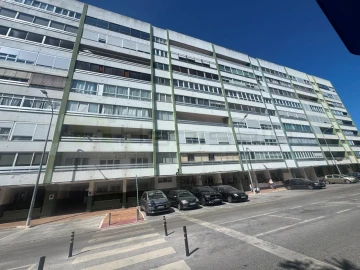 Apartamento T3 para Venda em Oeiras e São Julião da Barra, Paço de Arcos e Caxias