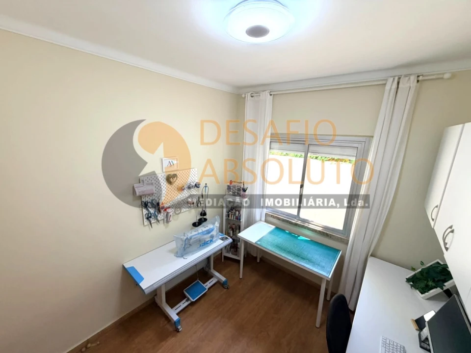 Moradia T3 para Venda em Laranjeiro e Feijó Foto 16