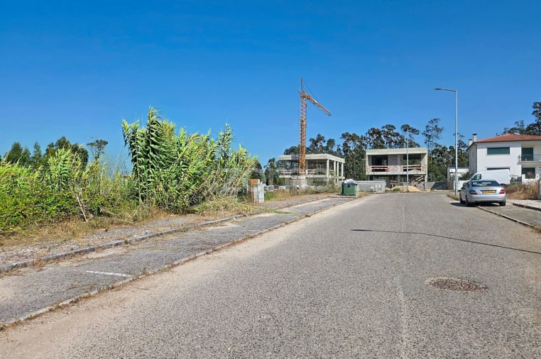 Terreno para Venda em Lavos Foto 12