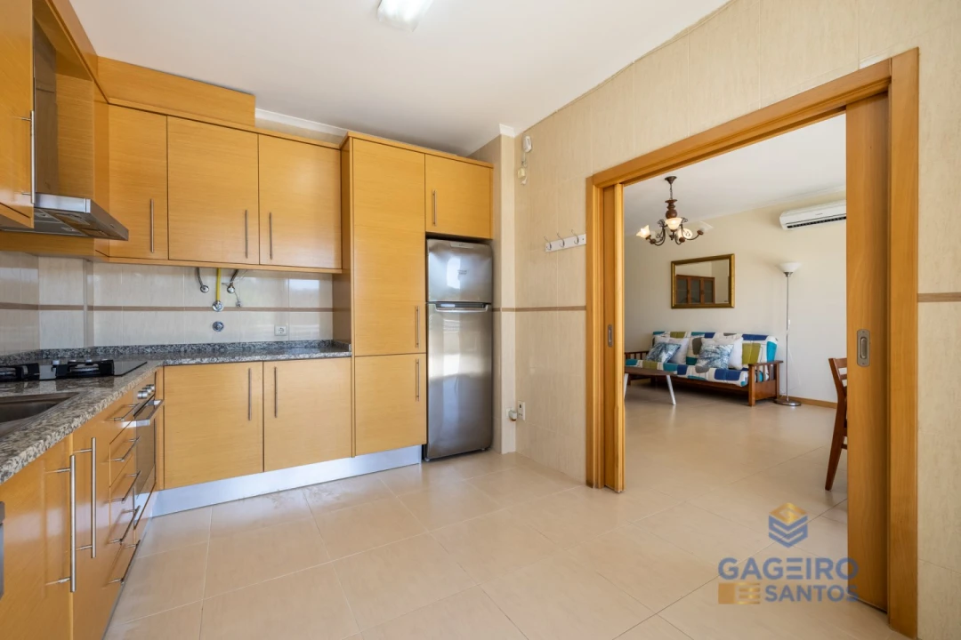 Apartamento T3 para Venda em São Martinho do Porto Foto 9