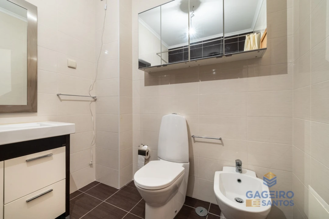 Apartamento T3 para Venda em São Martinho do Porto Foto 16