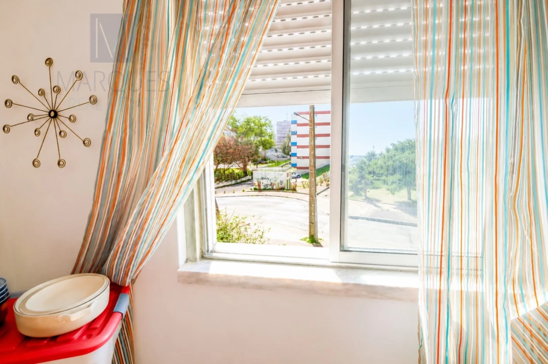 Apartamento T3 para Venda em Laranjeiro e Feijó Foto 11