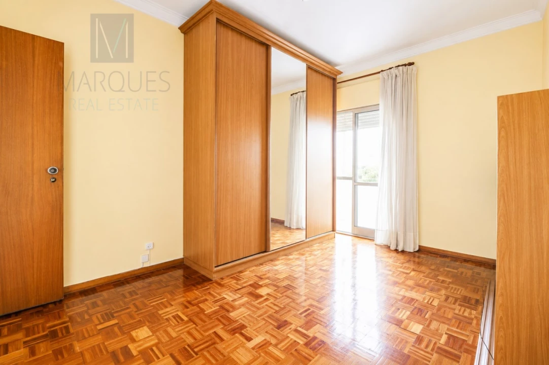 Apartamento T3 para Venda em Laranjeiro e Feijó Foto 15