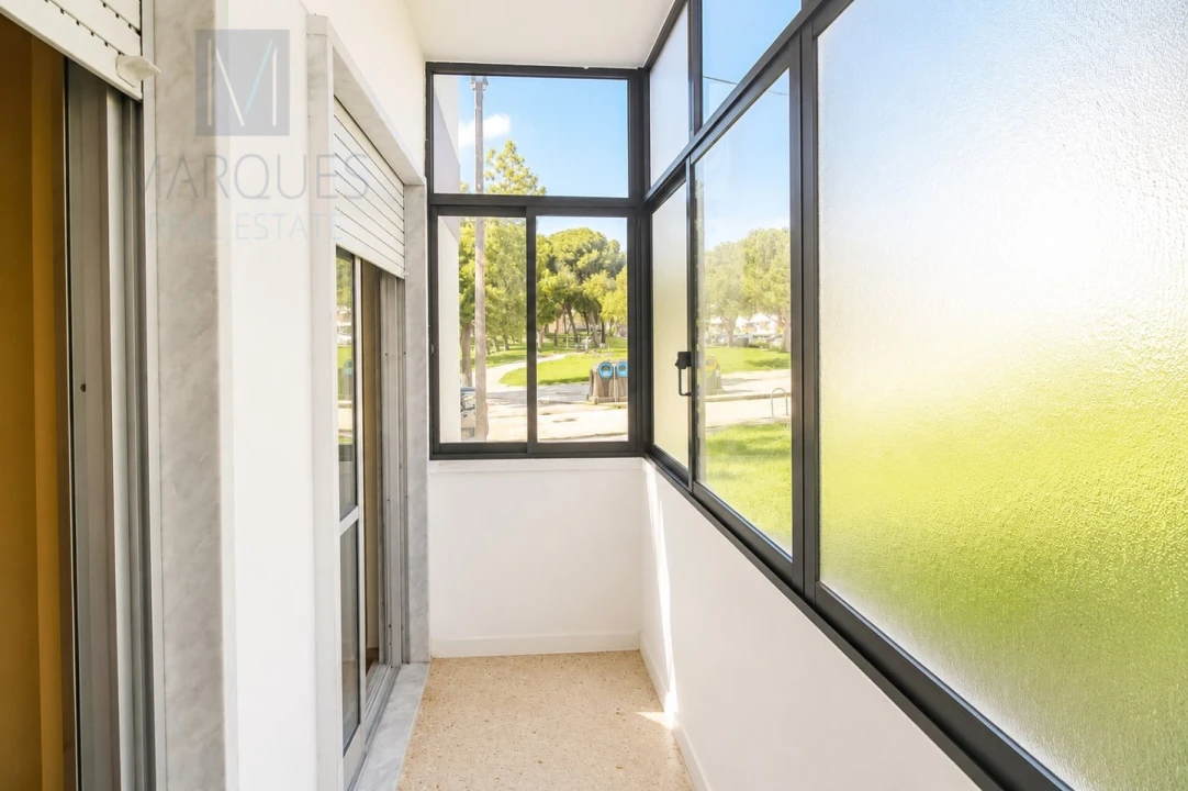 Apartamento T3 para Venda em Laranjeiro e Feijó Foto 16