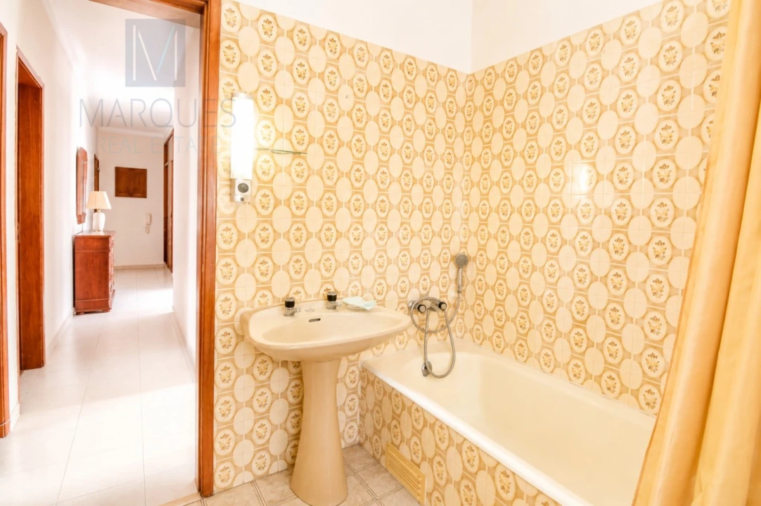 Apartamento T3 para Venda em Laranjeiro e Feijó Foto 22