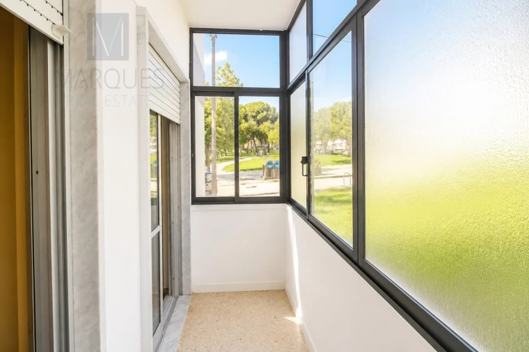 Apartamento T3 para Venda em Laranjeiro e Feijó Foto 16