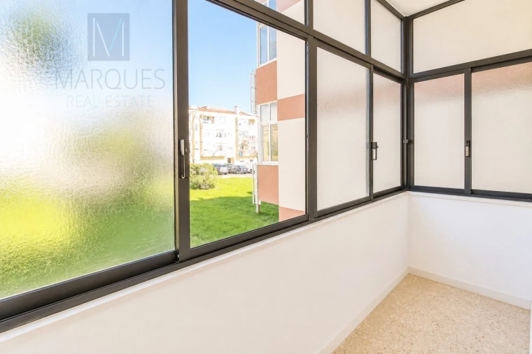 Apartamento T3 para Venda em Laranjeiro e Feijó Foto 19