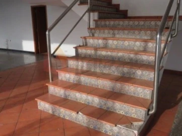 Armazém para Venda em Quinta do Anjo