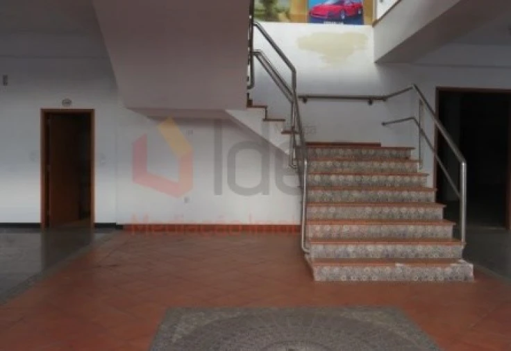 Armazém para Venda em Quinta do Anjo Foto 12
