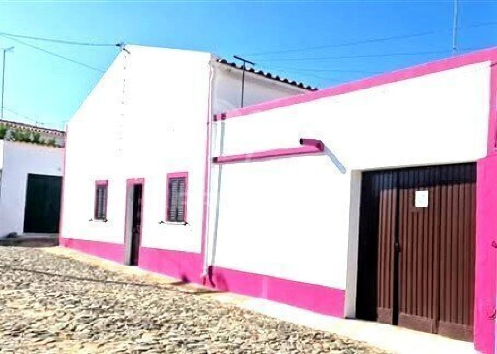 Moradia T2 para Venda em Torrão Foto 32