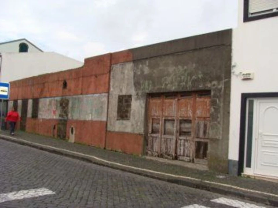 Moradia para Venda em Rabo de Peixe Foto 1