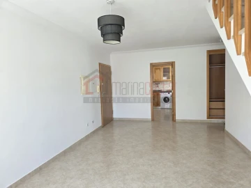 Apartamento T1 para Venda em Atouguia da Baleia