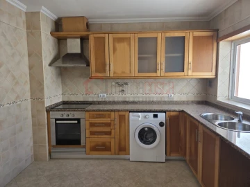 Apartamento T1 para Venda em Atouguia da Baleia