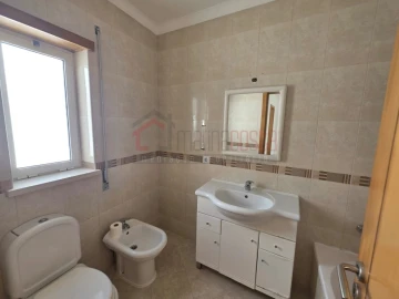 Apartamento T1 para Venda em Atouguia da Baleia