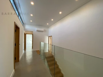 Moradia T5 para Venda em Quarteira