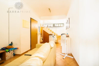 Apartamento T2 para Venda em Loule (São Clemente)