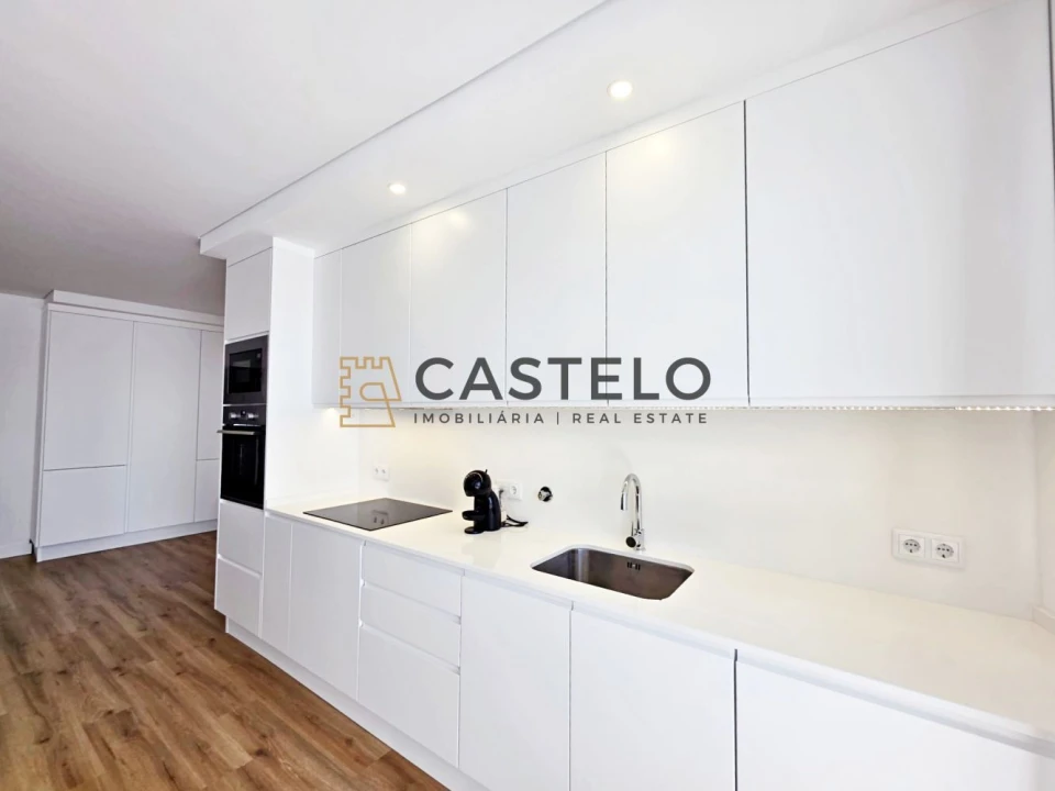 Apartamento T2 para Venda em Pechão Foto 15