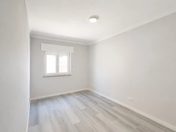 Apartamento T2 para Venda em Corroios