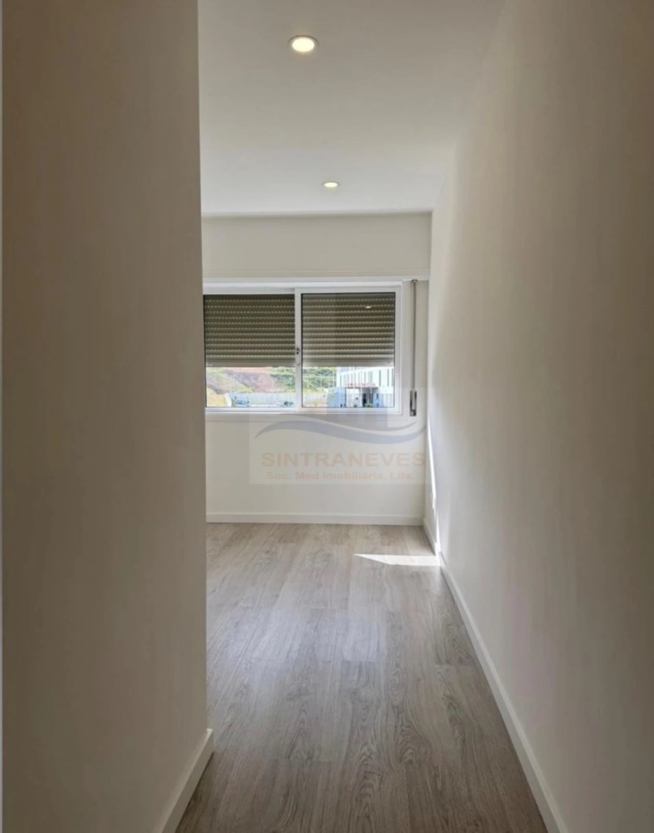Apartamento T2 para Venda em Algueirão-Mem Martins Foto 17