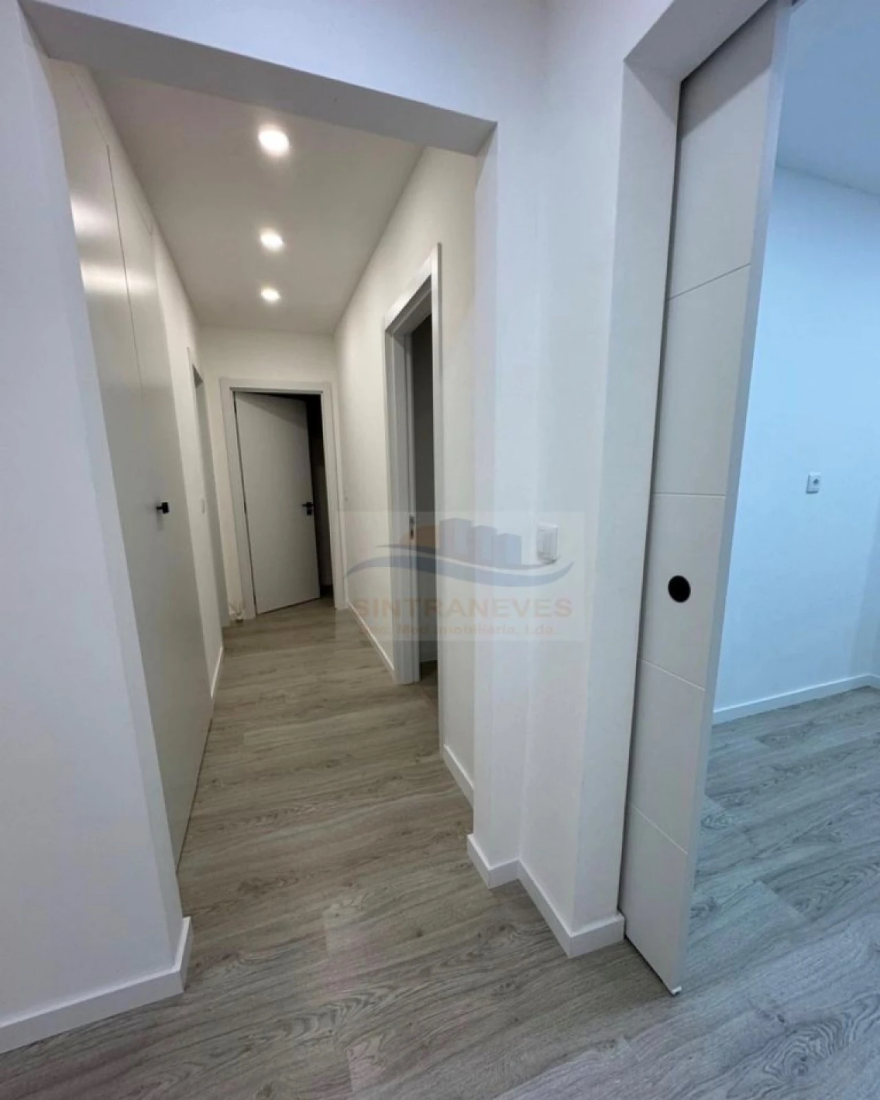 Apartamento T2 para Venda em Algueirão-Mem Martins Foto 20