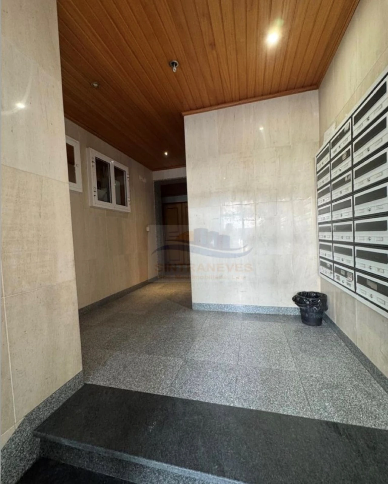 Apartamento T2 para Venda em Algueirão-Mem Martins Foto 21