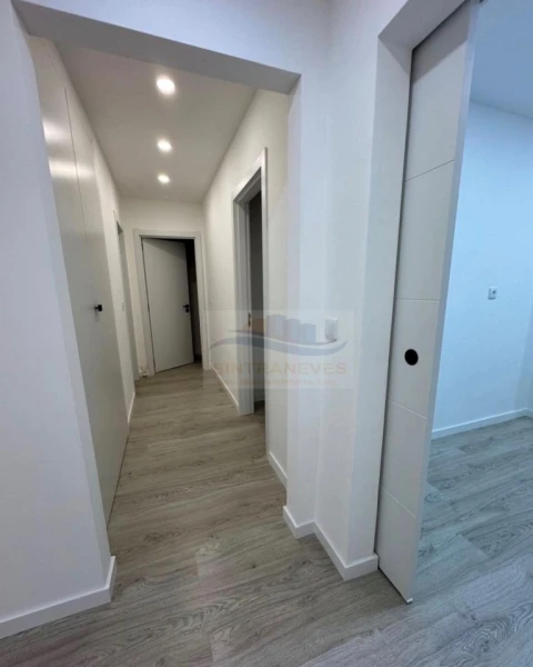 Apartamento T2 para Venda em Algueirão-Mem Martins