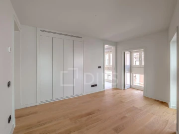 Apartamento T2 para Venda em Campo de Ourique