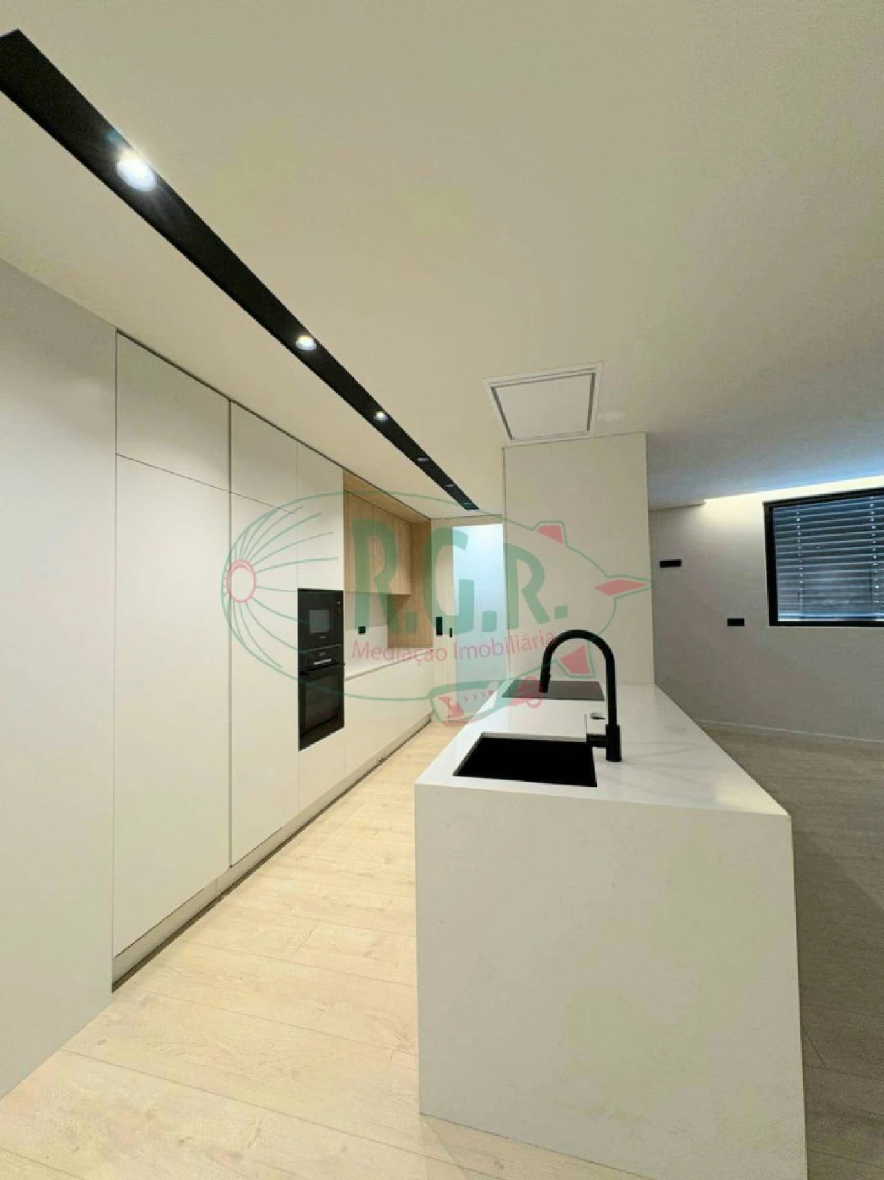 Apartamento T4 para Venda em Gondomar (São Cosme), Valbom e Jovim Foto 9