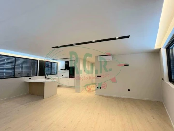 Apartamento T3 para Venda em Gondomar (São Cosme), Valbom e Jovim