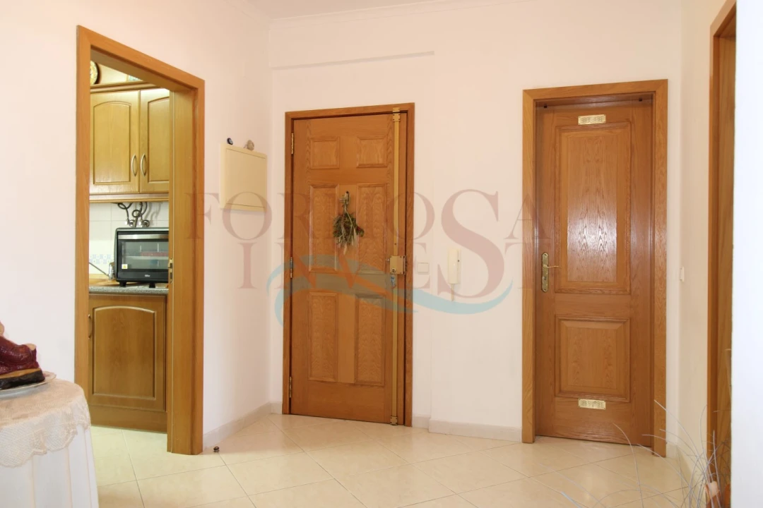 Apartamento T2 para Venda em Moncarapacho e Fuseta Foto 4