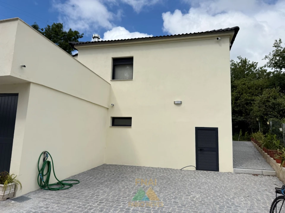 Moradia T2 para Venda em Sabadim Foto 9