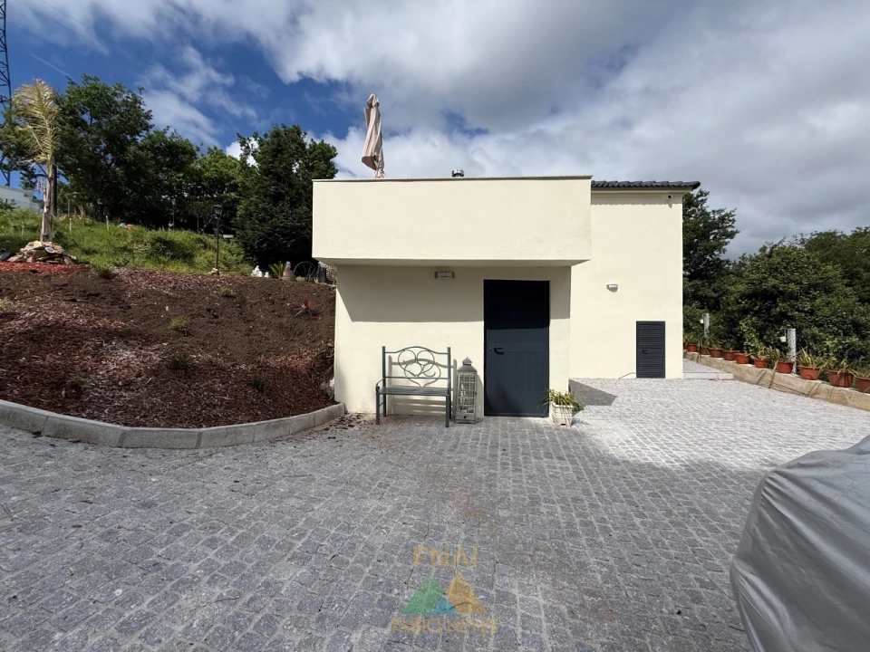 Moradia T2 para Venda em Sabadim Foto 10
