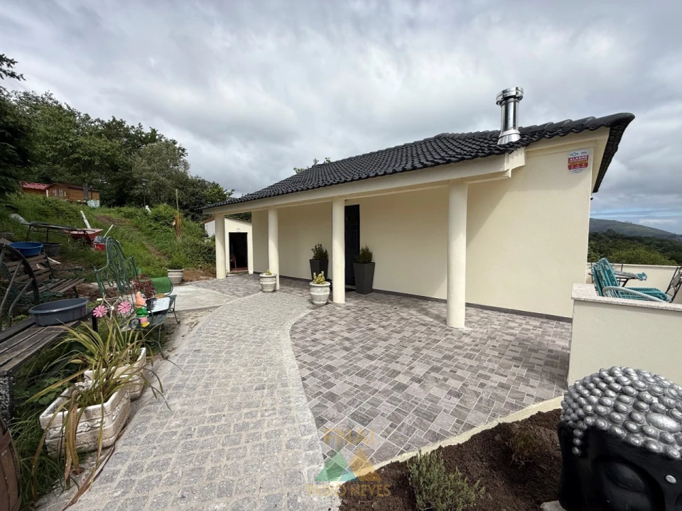 Moradia T2 para Venda em Sabadim Foto 15