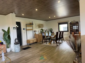 Moradia T2 para Venda em Sabadim