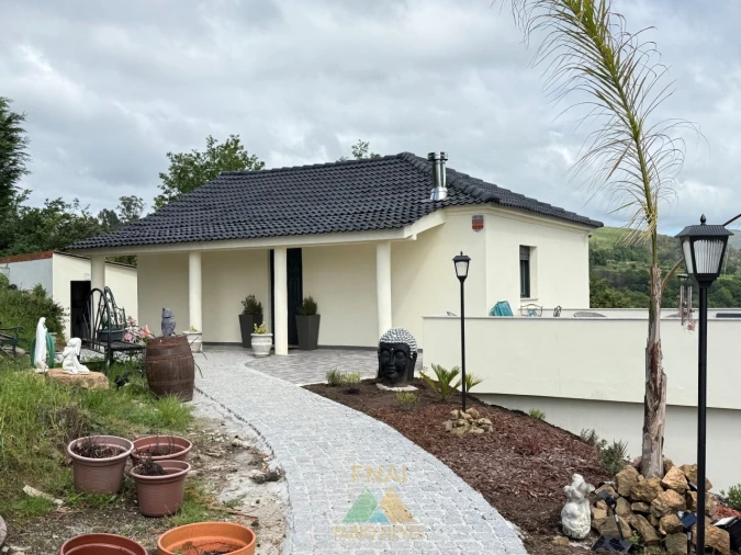 Moradia T2 para Venda em Sabadim Foto 4