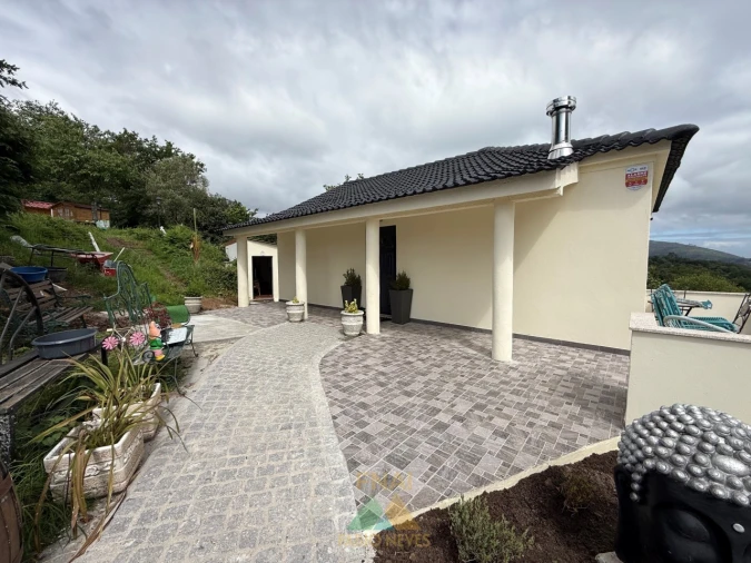 Moradia T2 para Venda em Sabadim Foto 15