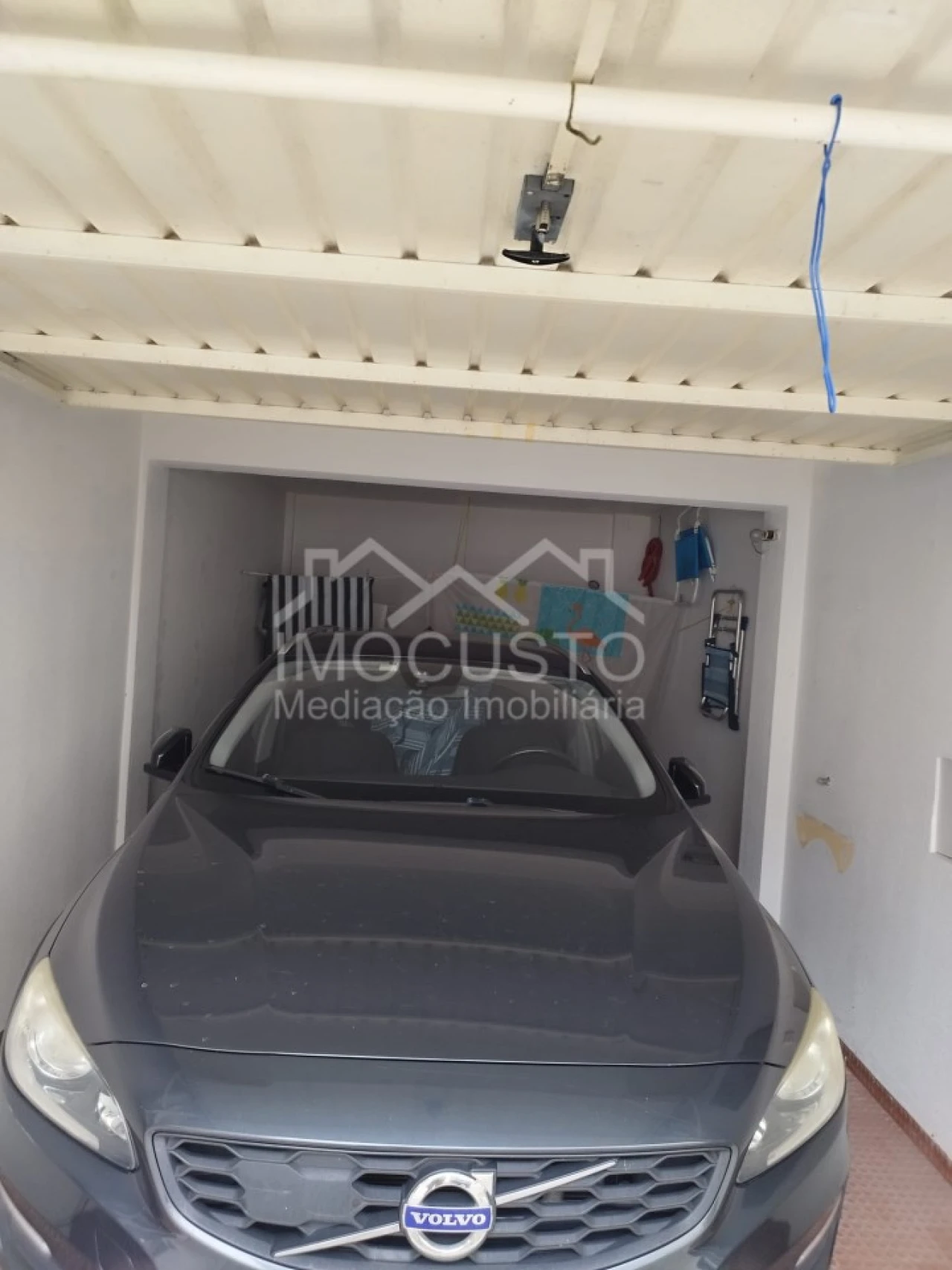 Garagem para Venda em Monte Gordo Foto 2