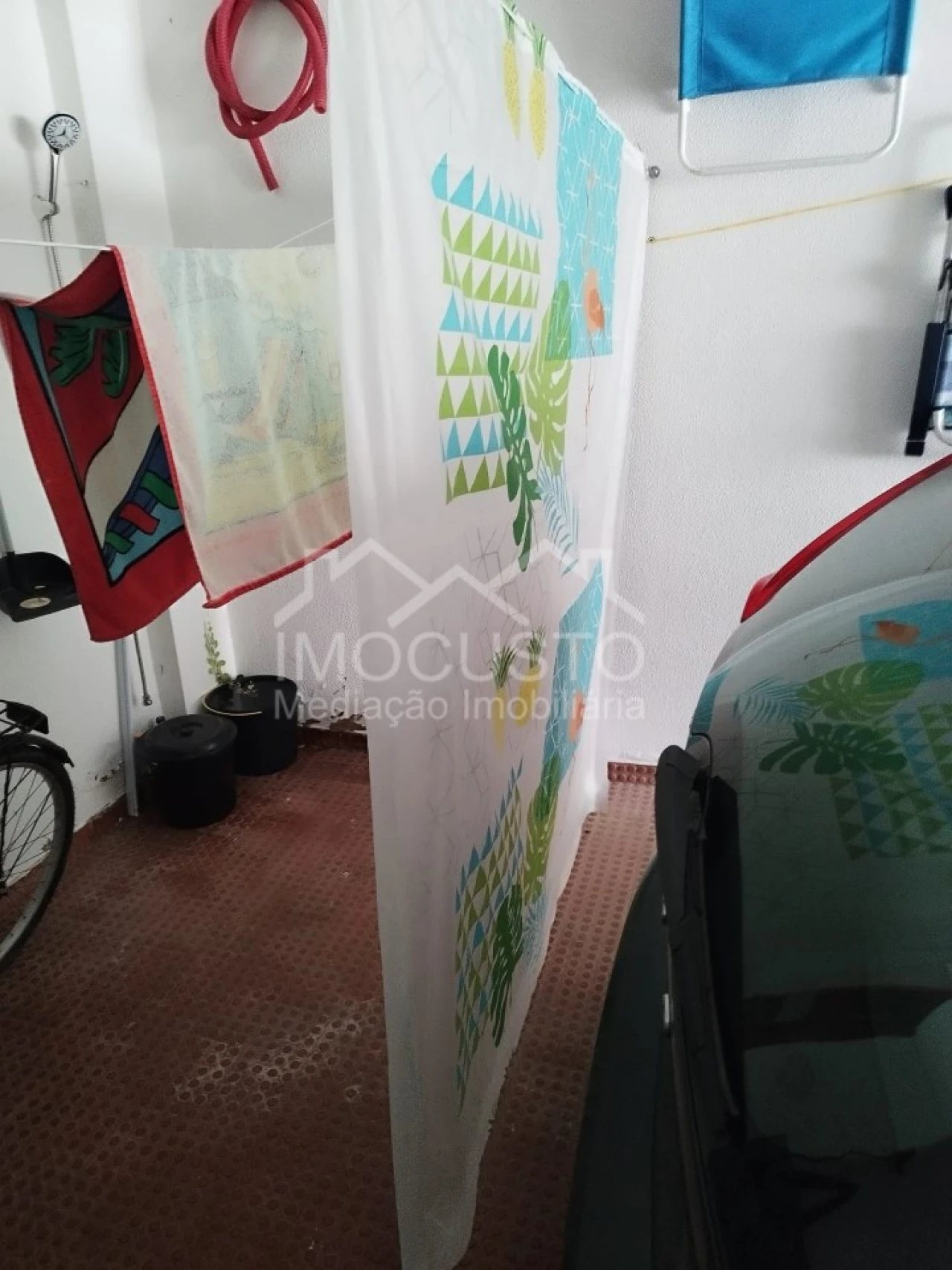 Garagem para Venda em Monte Gordo Foto 4