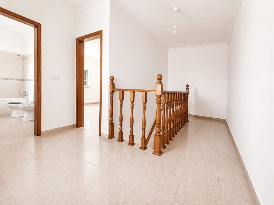 Moradia T4 para Venda em Fronteira Foto 11
