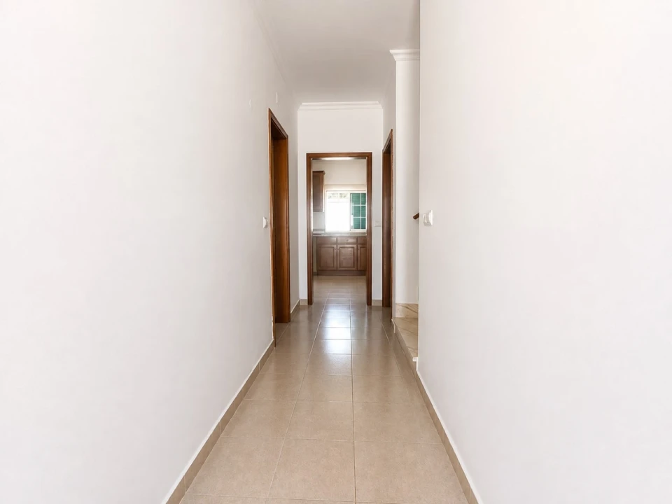 Moradia T4 para Venda em Fronteira Foto 6
