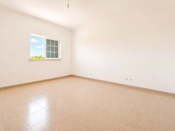 Moradia T4 para Venda em Fronteira
