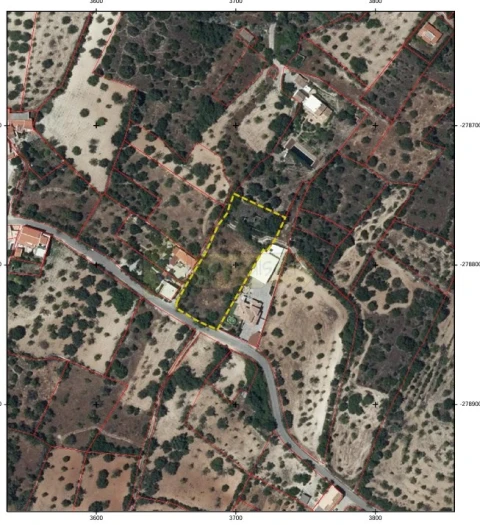 Terreno para Venda em Loule (São Sebastião)