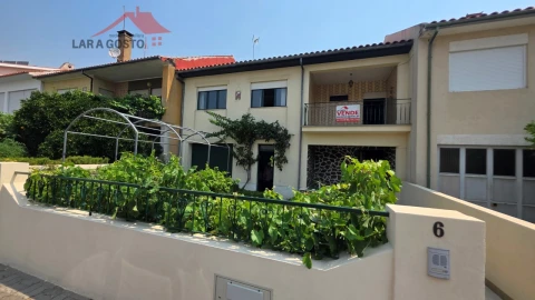 Moradia T3 para Venda em Macedo de Cavaleiros