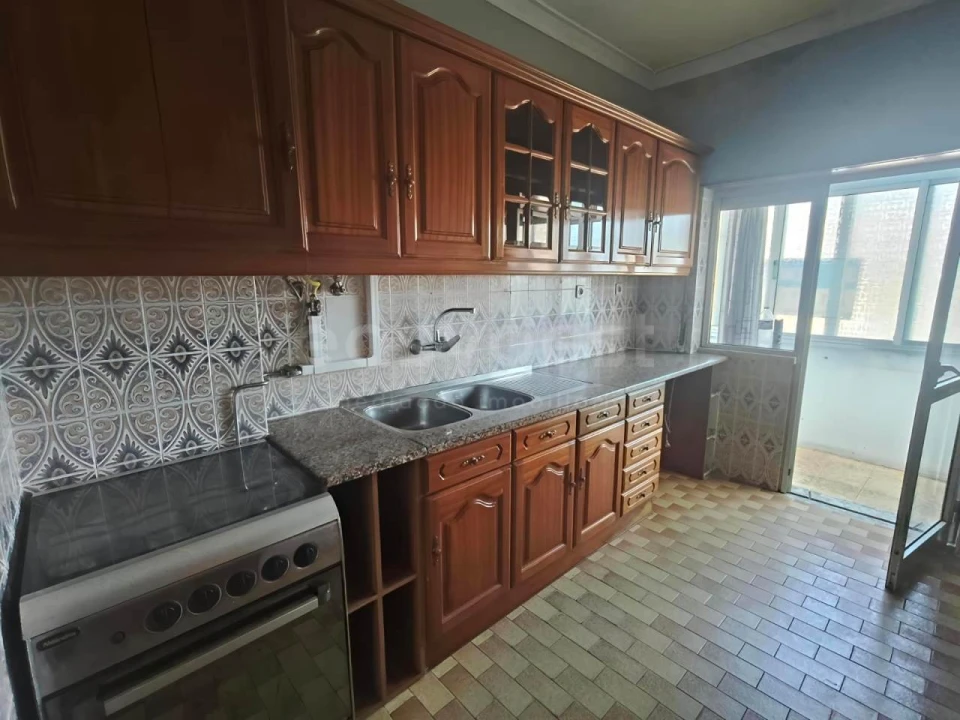Apartamento T3 para Venda em Baixa da Banheira e Vale da Amoreira Foto 2