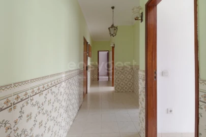 Apartamento T3 para Venda em Baixa da Banheira e Vale da Amoreira