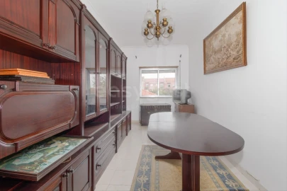 Apartamento T3 para Venda em Baixa da Banheira e Vale da Amoreira
