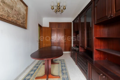Apartamento T3 para Venda em Baixa da Banheira e Vale da Amoreira