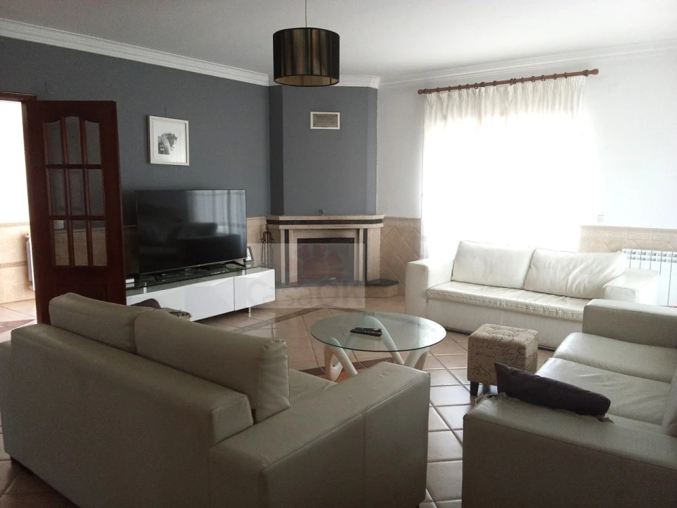 Moradia T6 para Venda em A dos Negros Foto 16