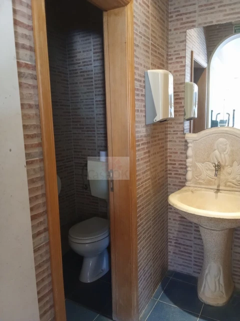 Moradia T6 para Venda em A dos Negros