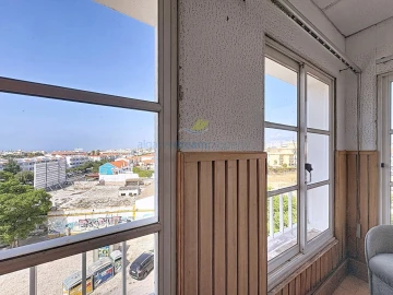 Loja para Venda em Albufeira e Olhos de Água